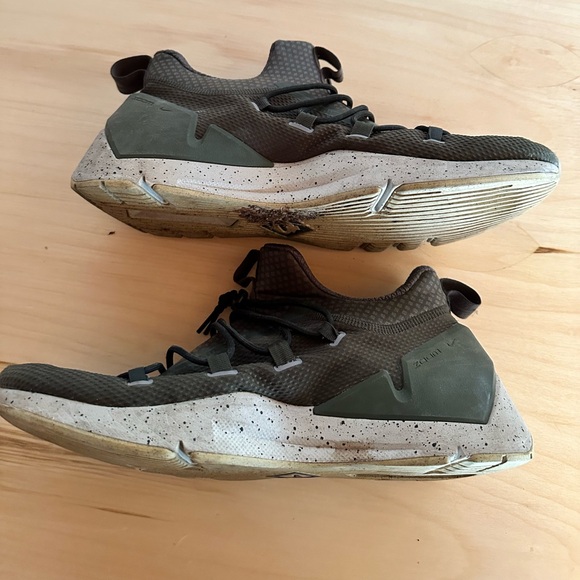 Men’s Nike Zoom - Size 12 - Picture 3 of 5